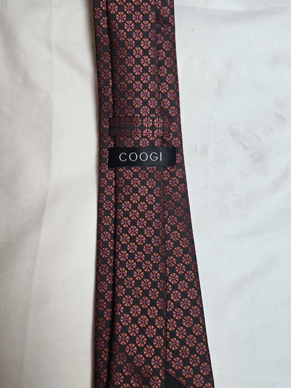 COOGI Men's Red Patterned Silk Tie